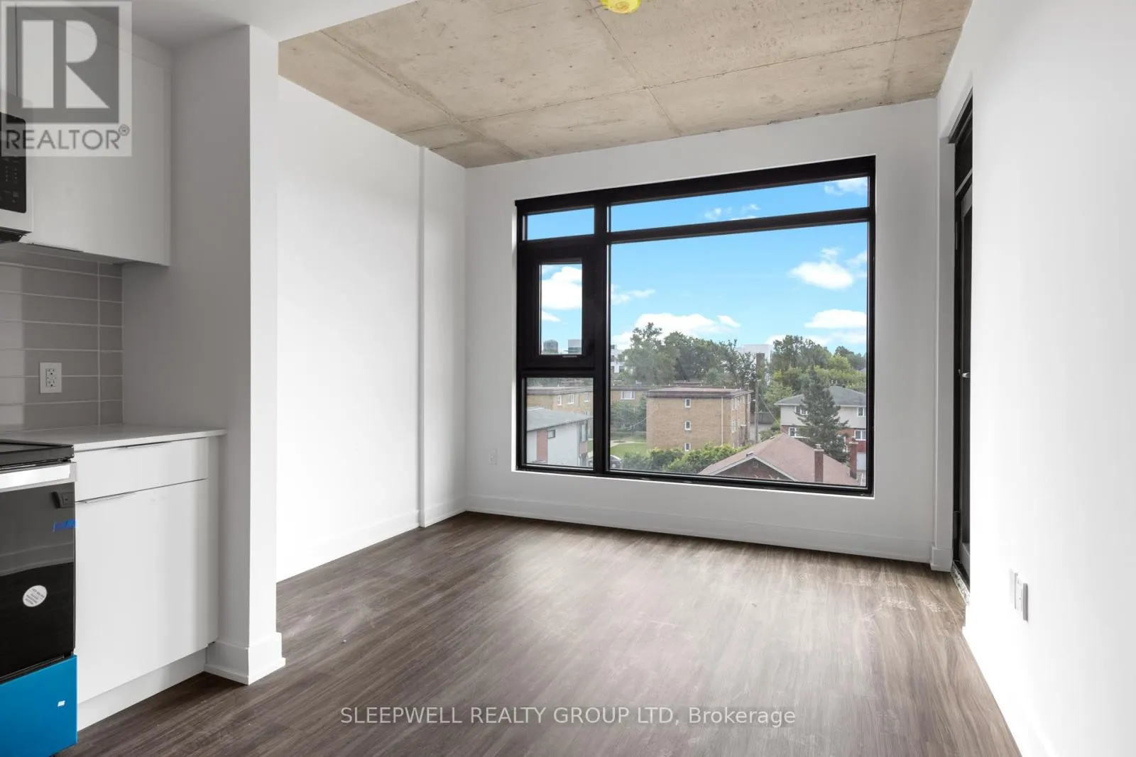 409 - 820 ARCHIBALD STREET