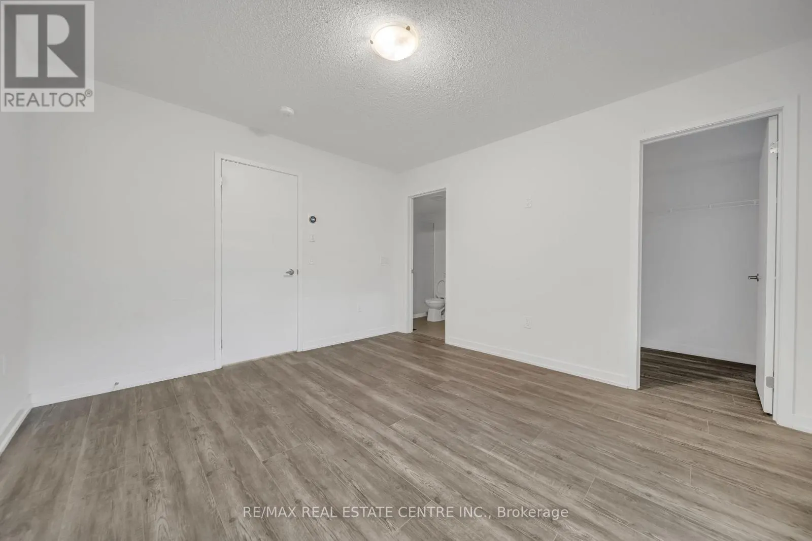 30 - 170 ATTWATER DRIVE