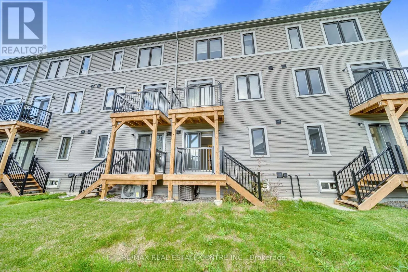 30 - 170 ATTWATER DRIVE