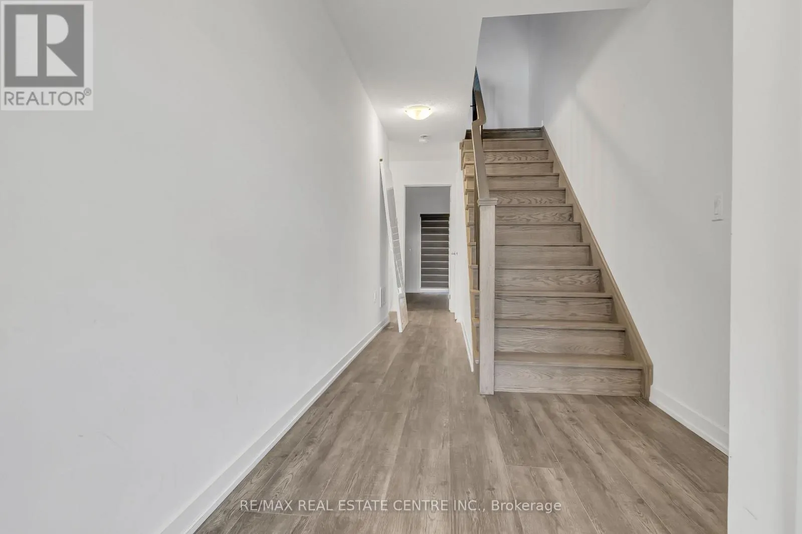 30 - 170 ATTWATER DRIVE