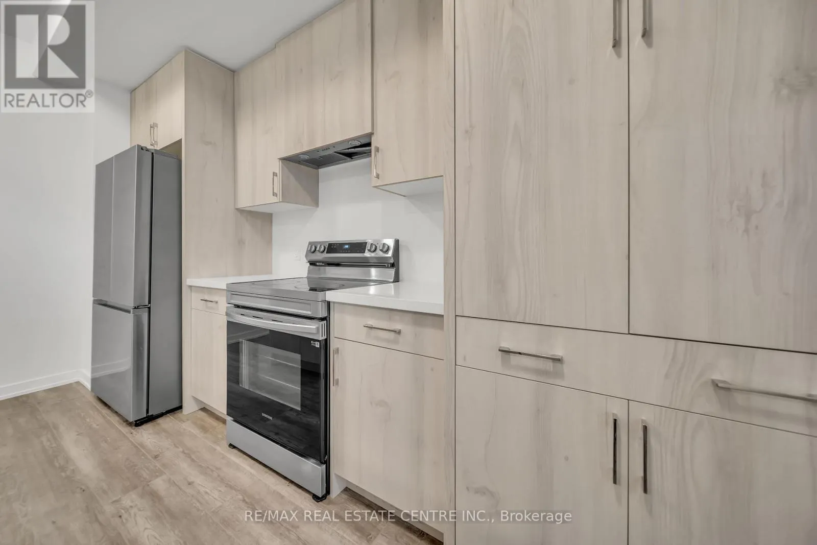 30 - 170 ATTWATER DRIVE