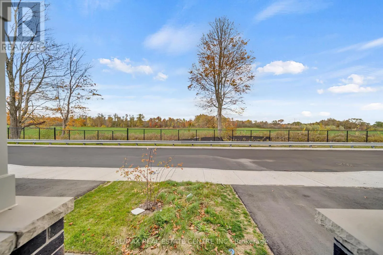 30 - 170 ATTWATER DRIVE