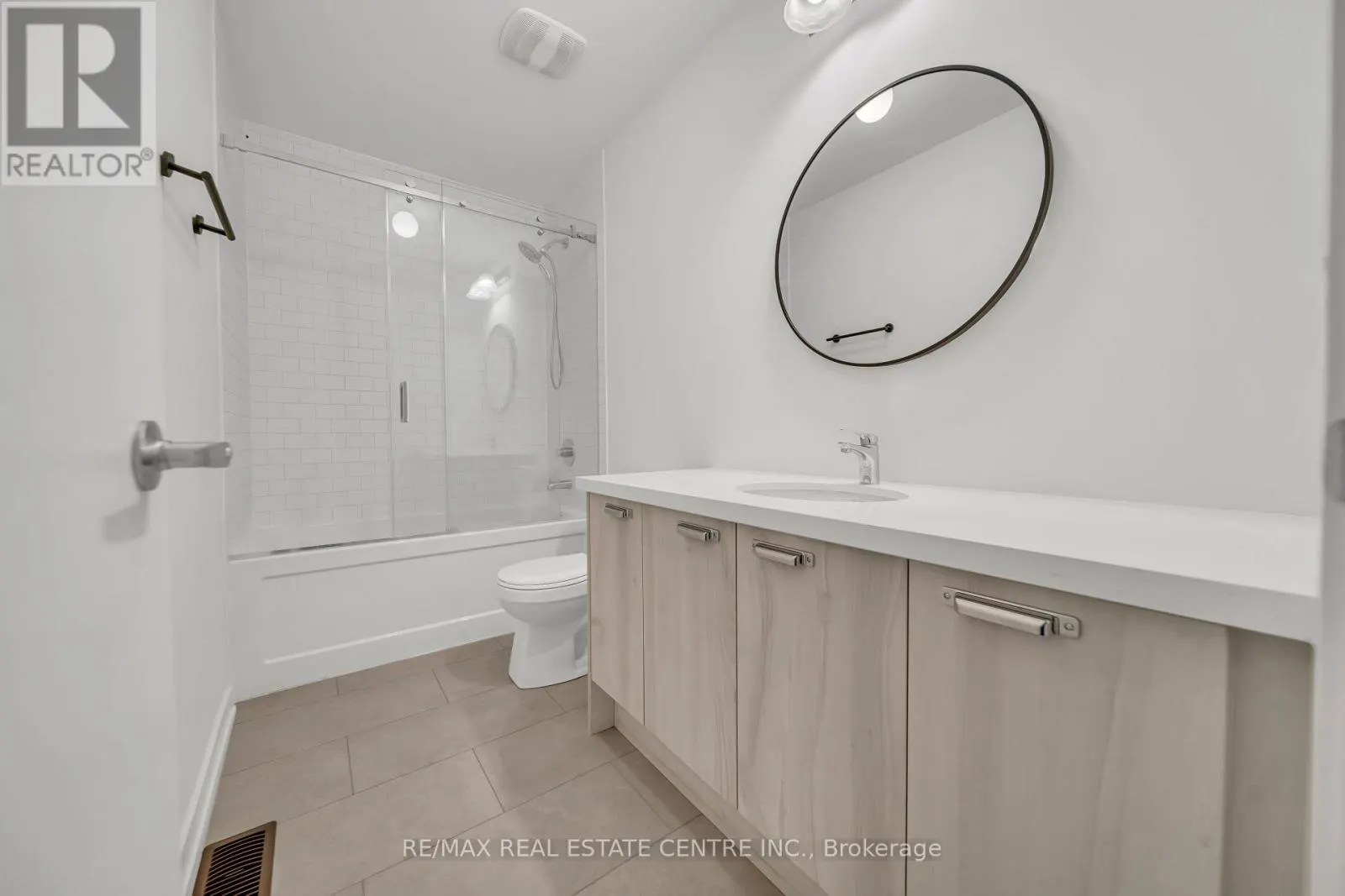 30 - 170 ATTWATER DRIVE