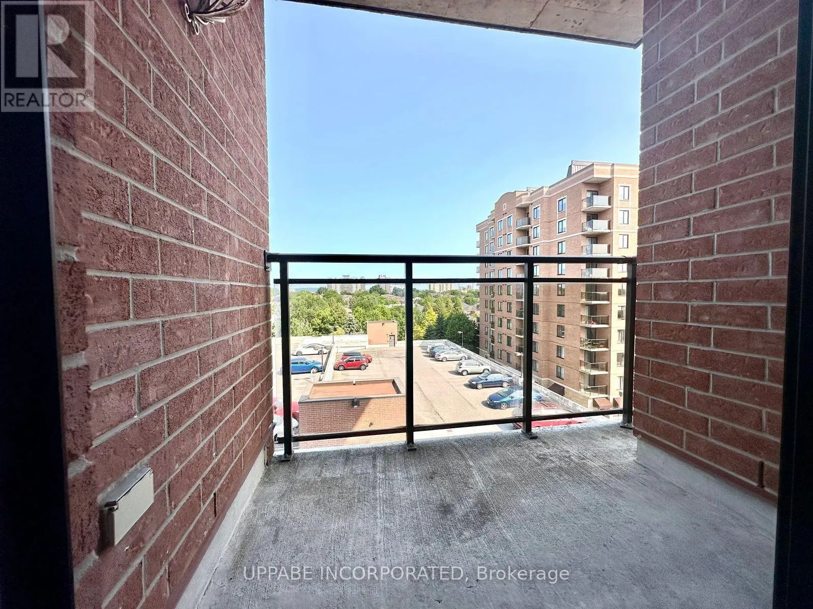 6A - 310 CENTRAL PARK DRIVE