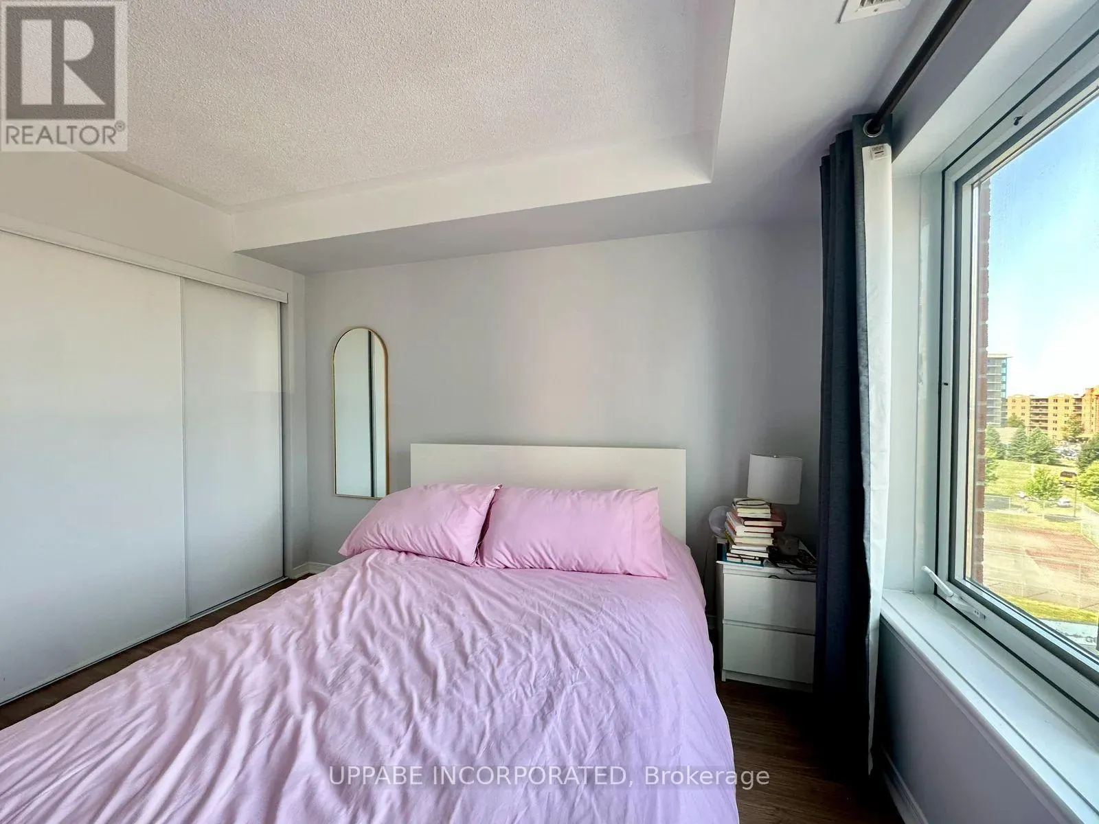 6A - 310 CENTRAL PARK DRIVE