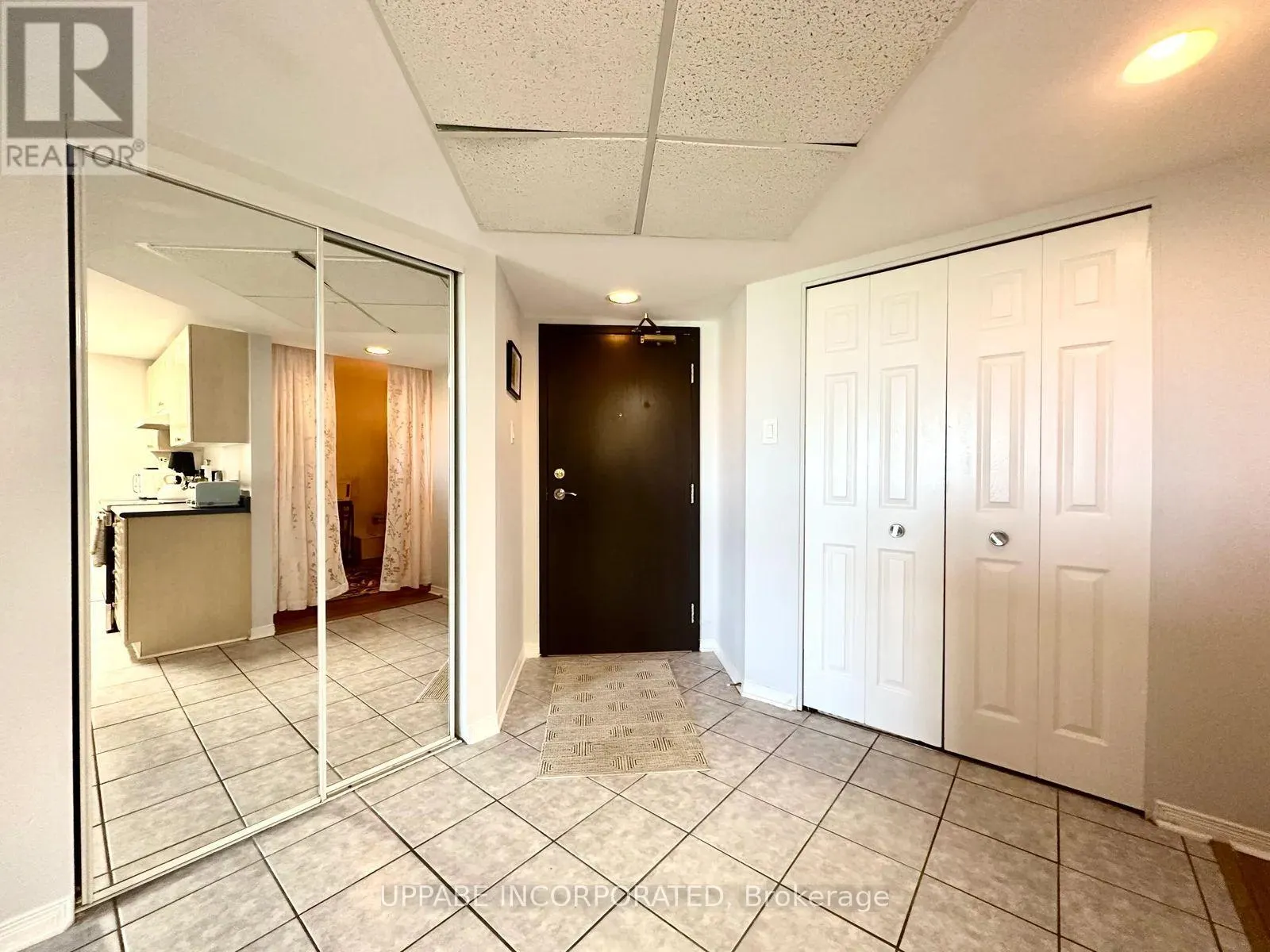 6A - 310 CENTRAL PARK DRIVE