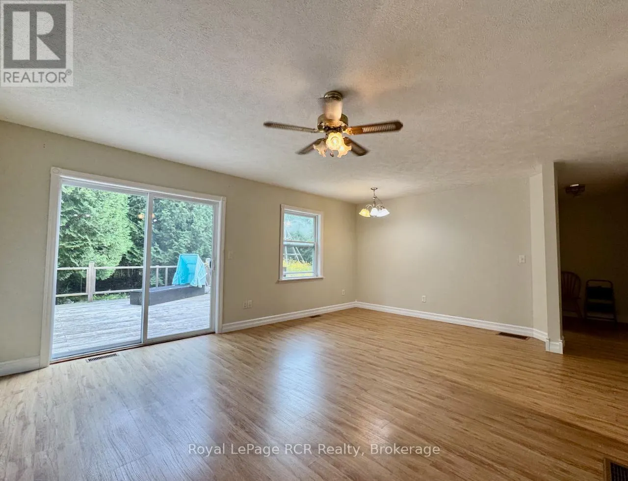 323 EAST ROAD