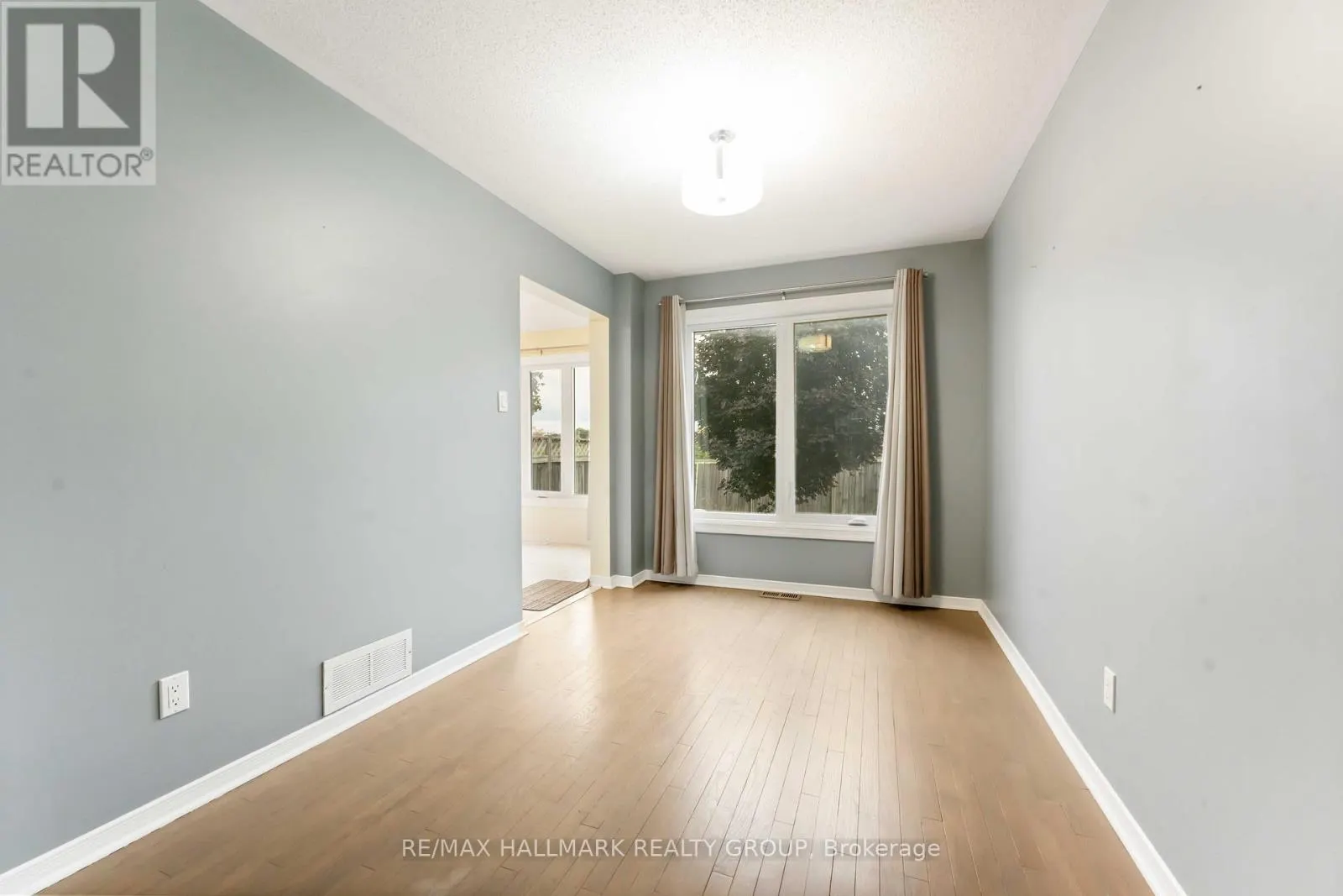 4656 OGILVIE WALK CRESCENT