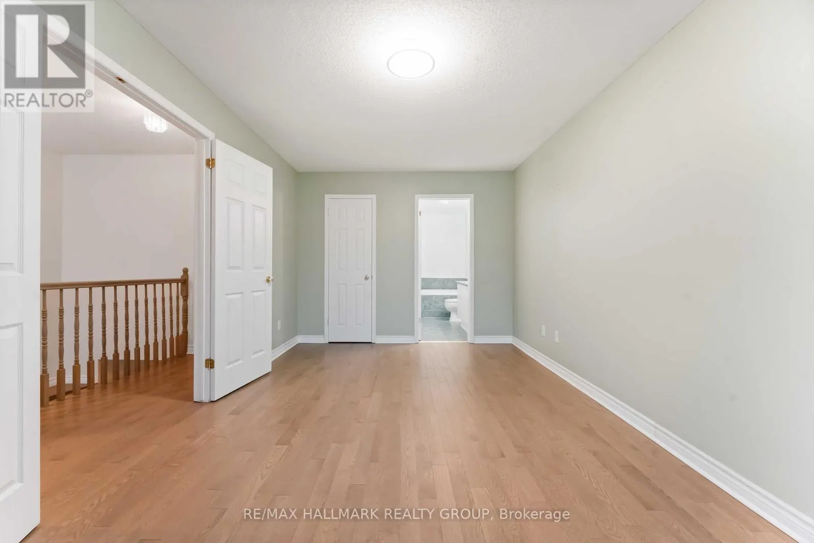 4656 OGILVIE WALK CRESCENT