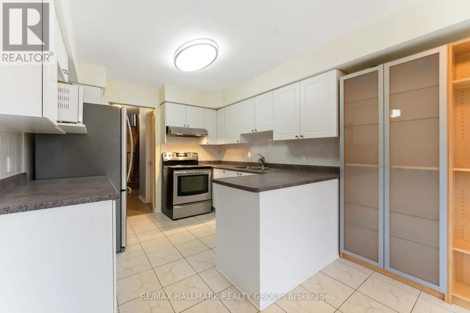 4656 OGILVIE WALK CRESCENT