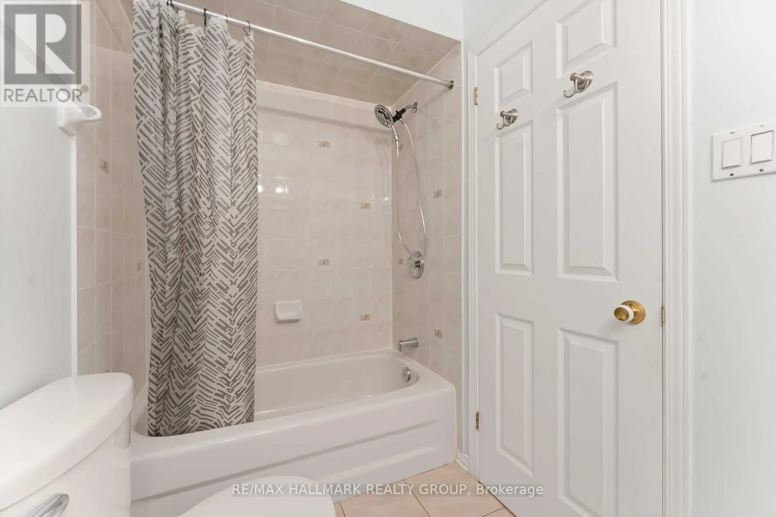 4656 OGILVIE WALK CRESCENT