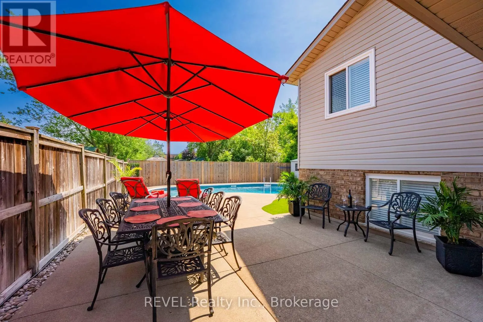 35 HUNTER DRIVE