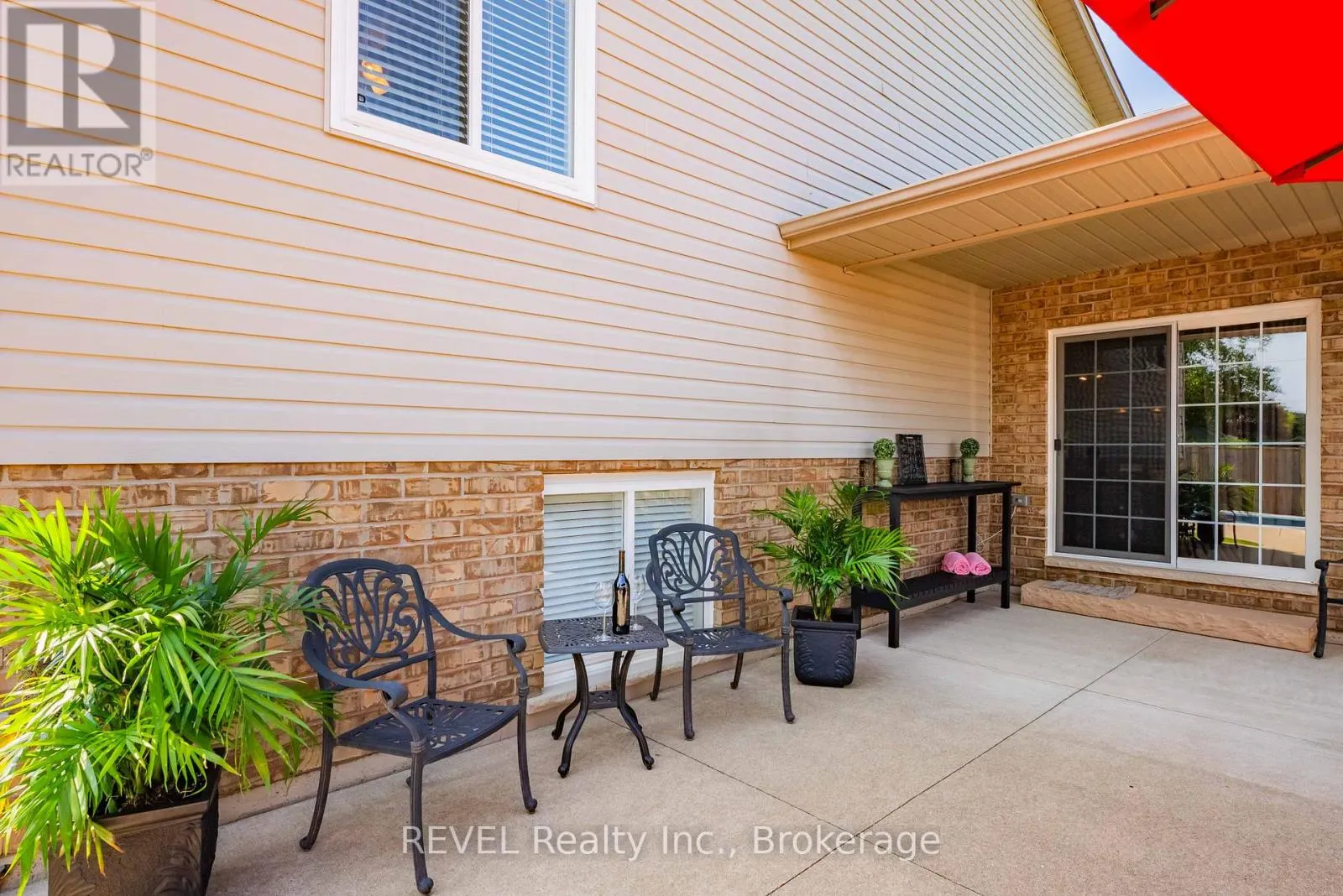 35 HUNTER DRIVE