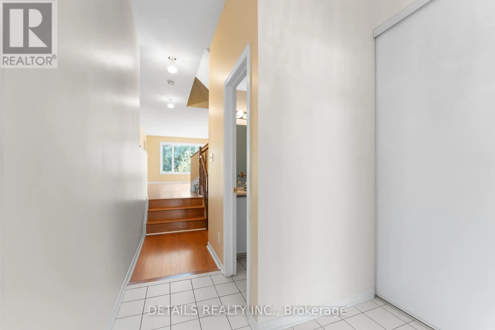 32 CROWNRIDGE DRIVE