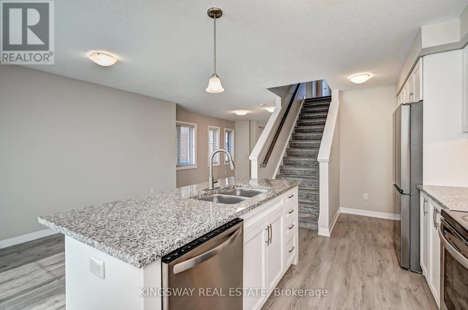 86 MONARCH WOODS DRIVE