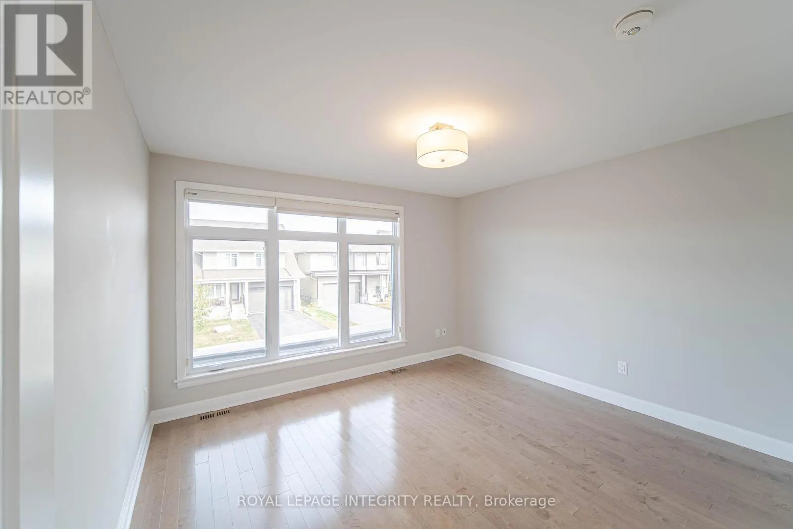 28 GREENSAND PLACE