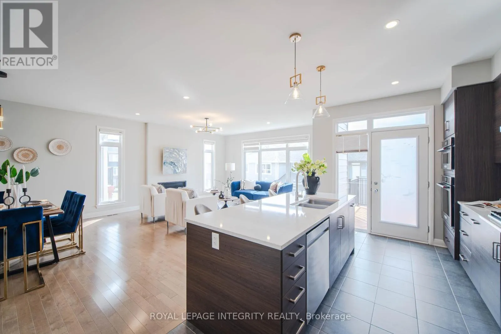 28 GREENSAND PLACE