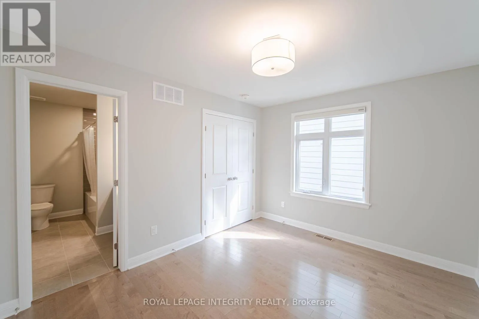 28 GREENSAND PLACE
