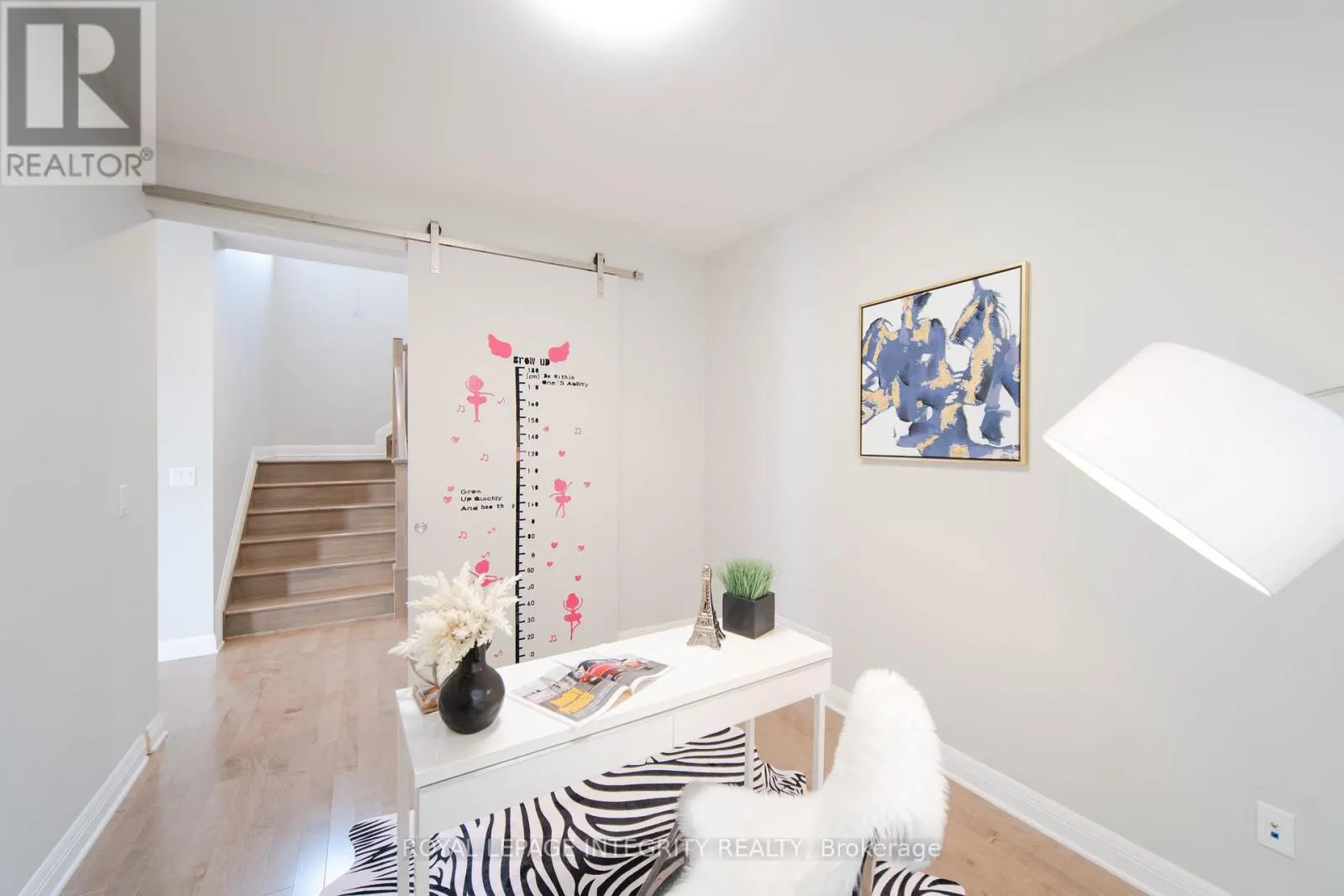 28 GREENSAND PLACE