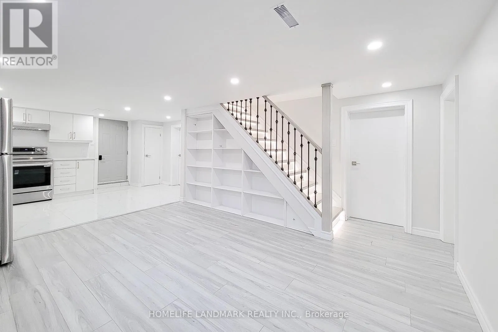 75 BAYVIEW DRIVE