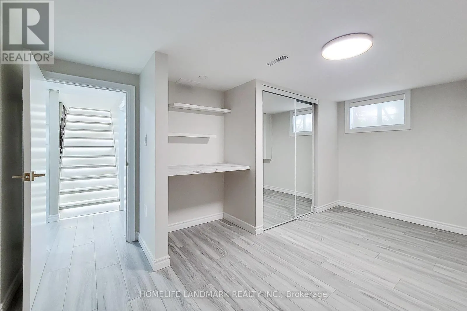 75 BAYVIEW DRIVE