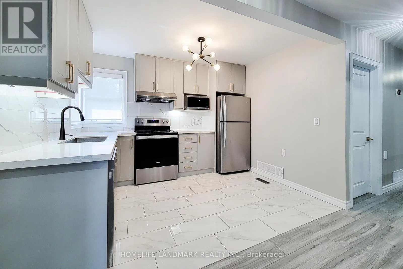 UPPER - 75 BAYVIEW DRIVE