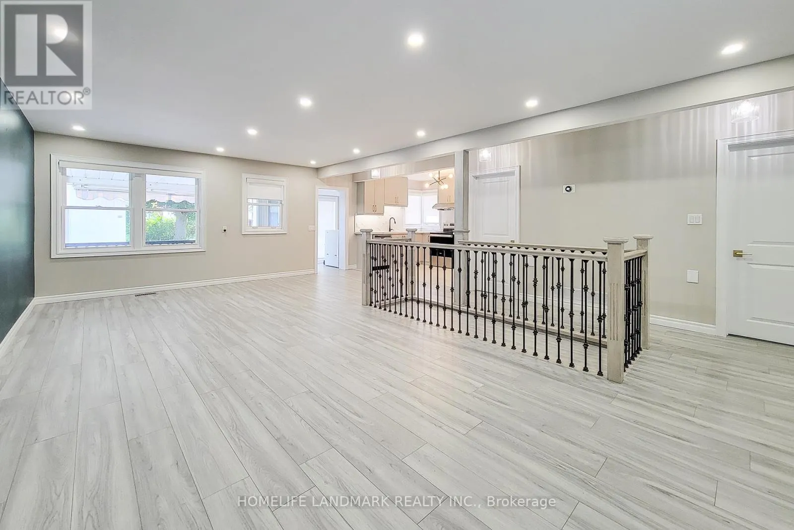 UPPER - 75 BAYVIEW DRIVE