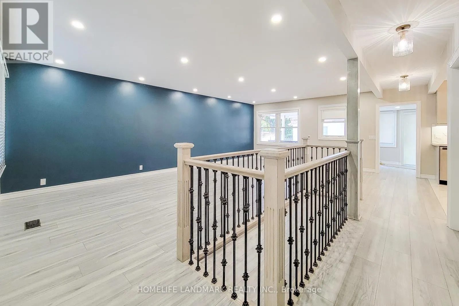 UPPER - 75 BAYVIEW DRIVE