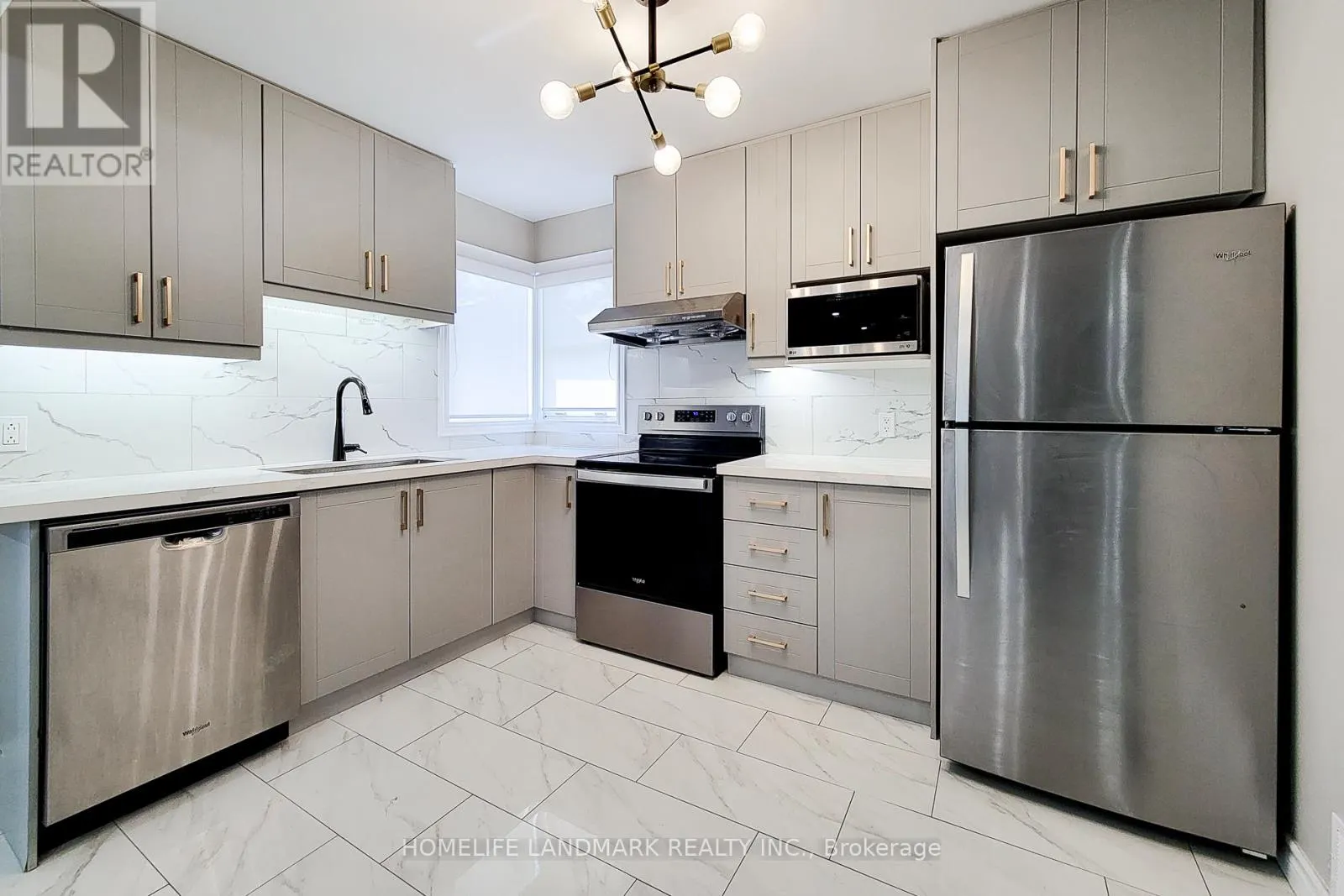UPPER - 75 BAYVIEW DRIVE