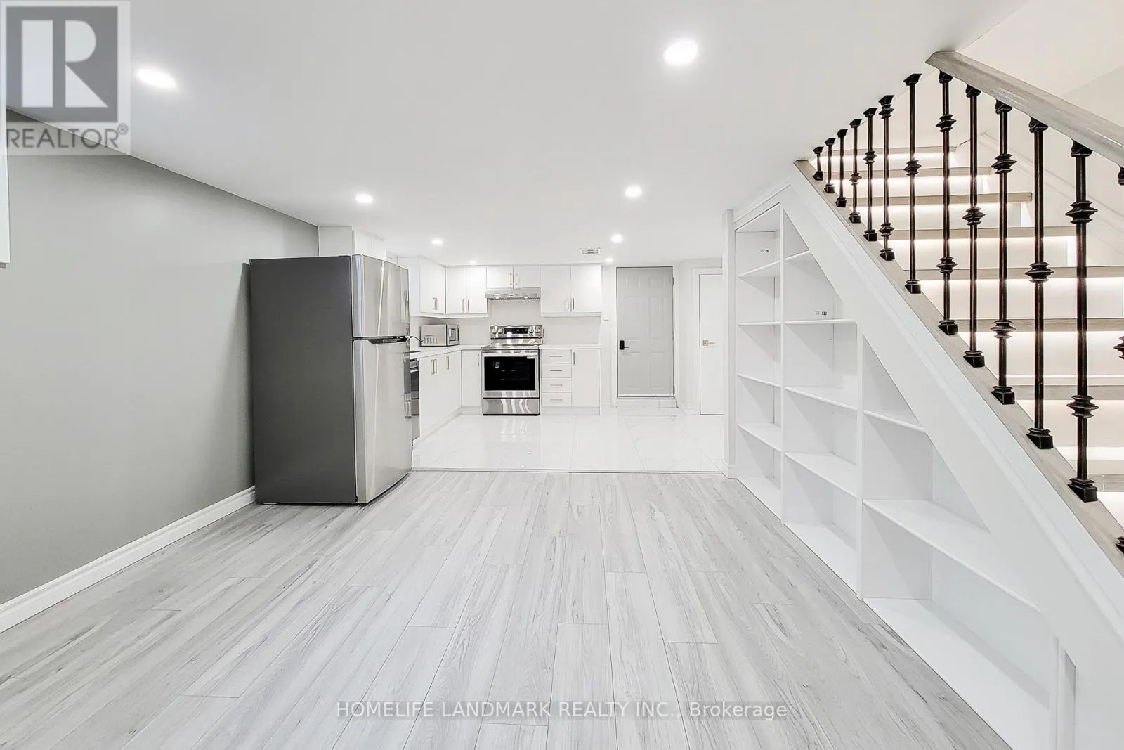 LOWER - 75 BAYVIEW DRIVE