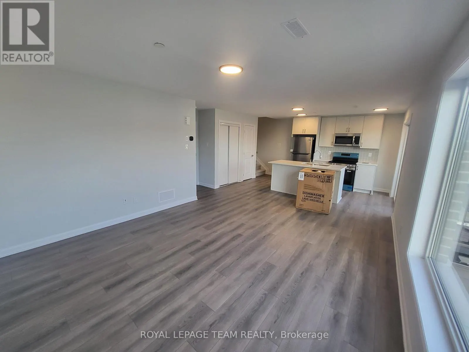 22 - 801 GLENROY GILBERT DRIVE