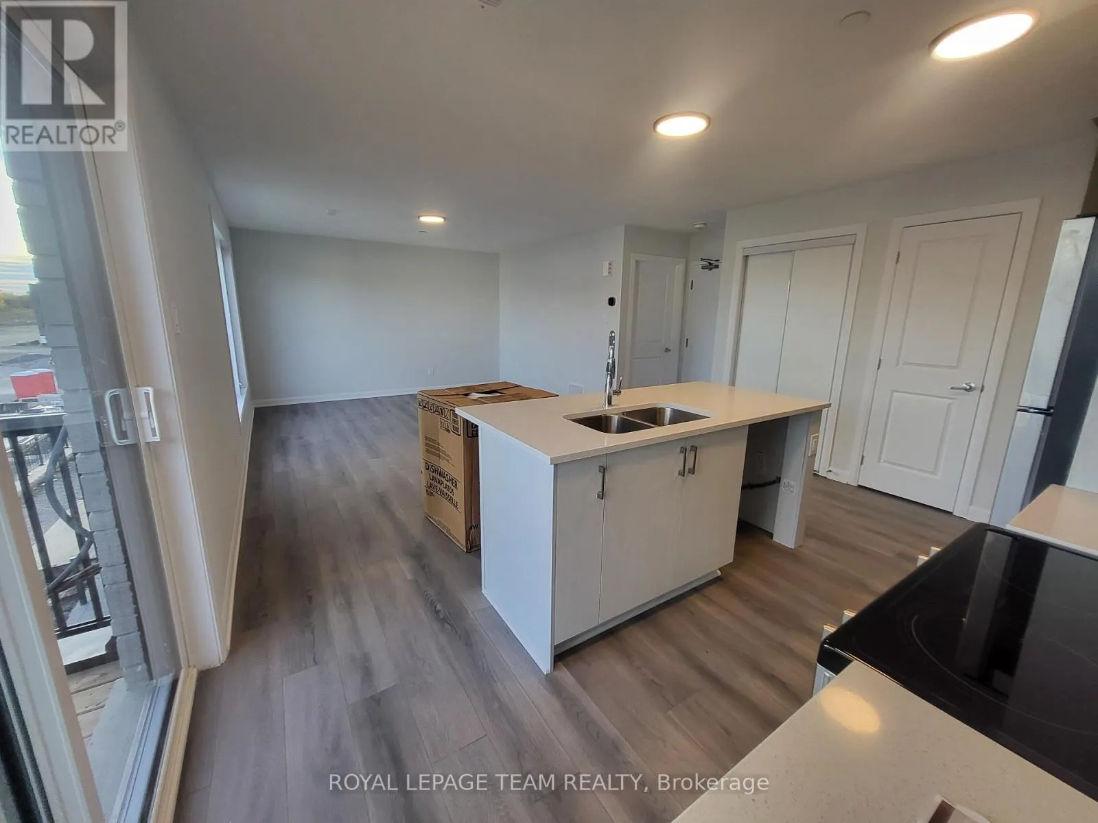 22 - 801 GLENROY GILBERT DRIVE