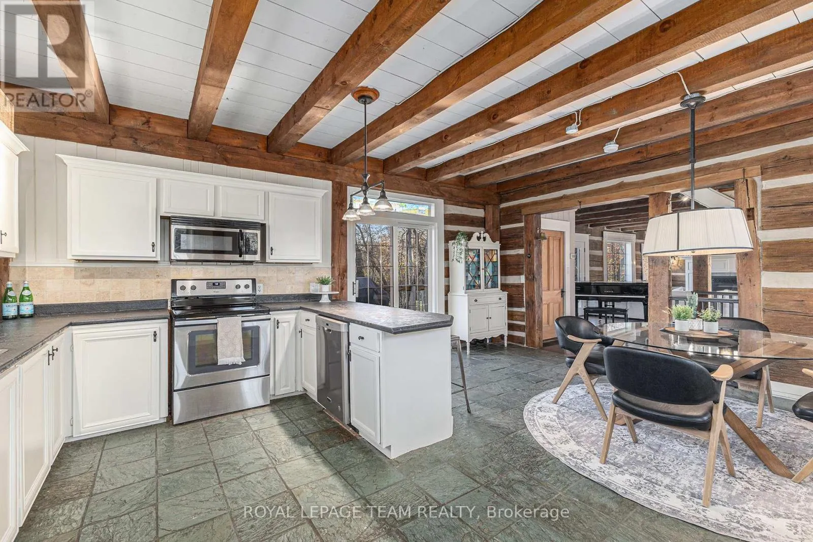 140 CREEK DRIVE