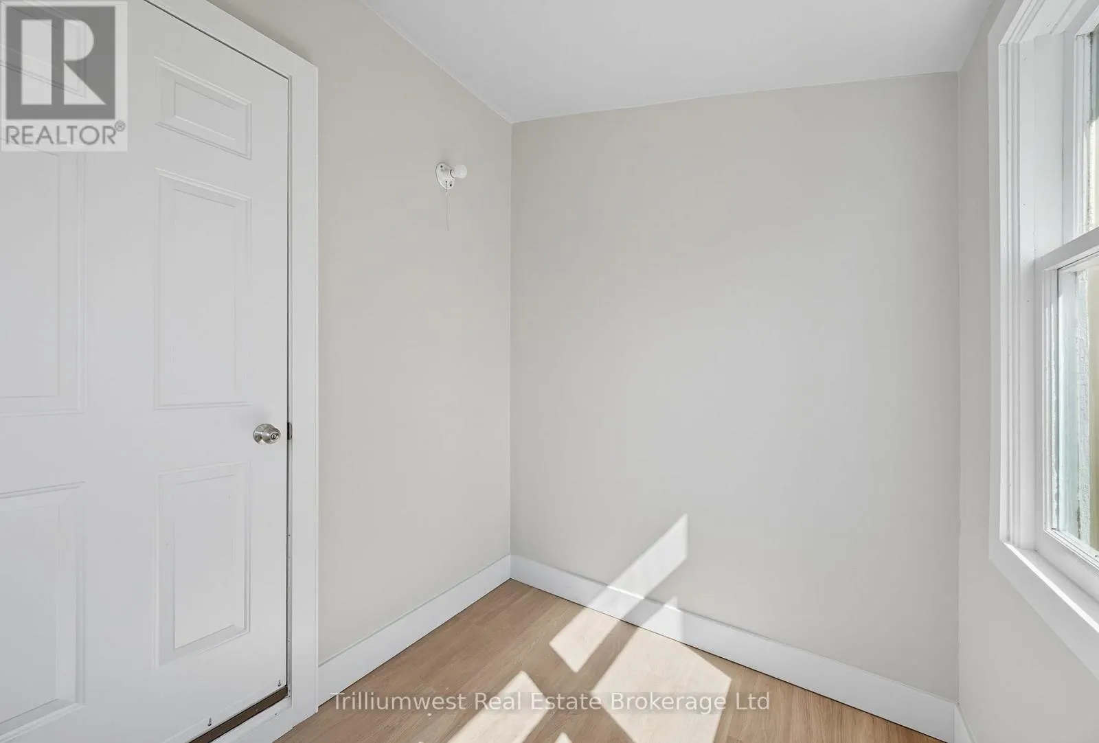 60 1/2 ST CATHARINE STREET