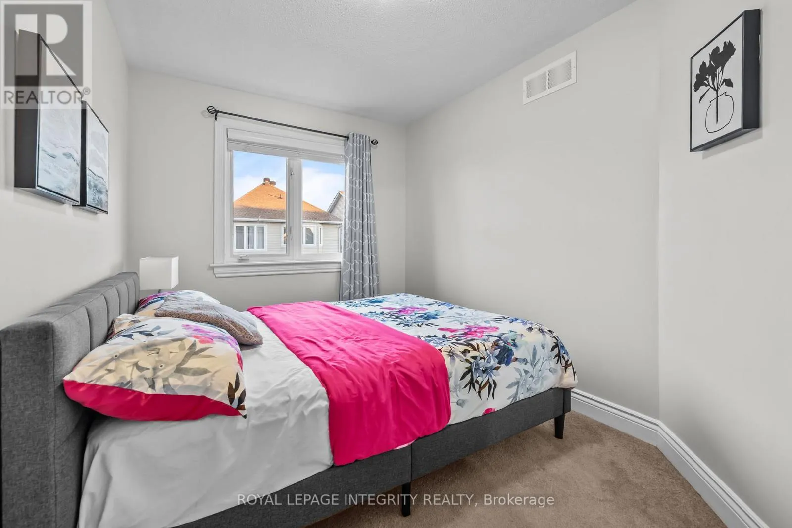 31 DESMOND TRUDEAU STREET