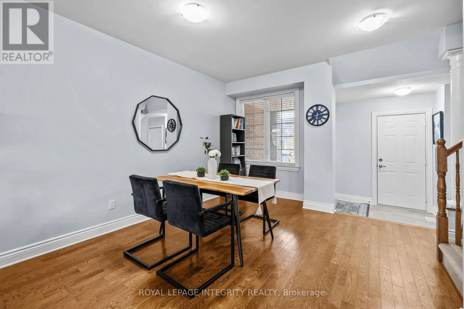 31 DESMOND TRUDEAU STREET