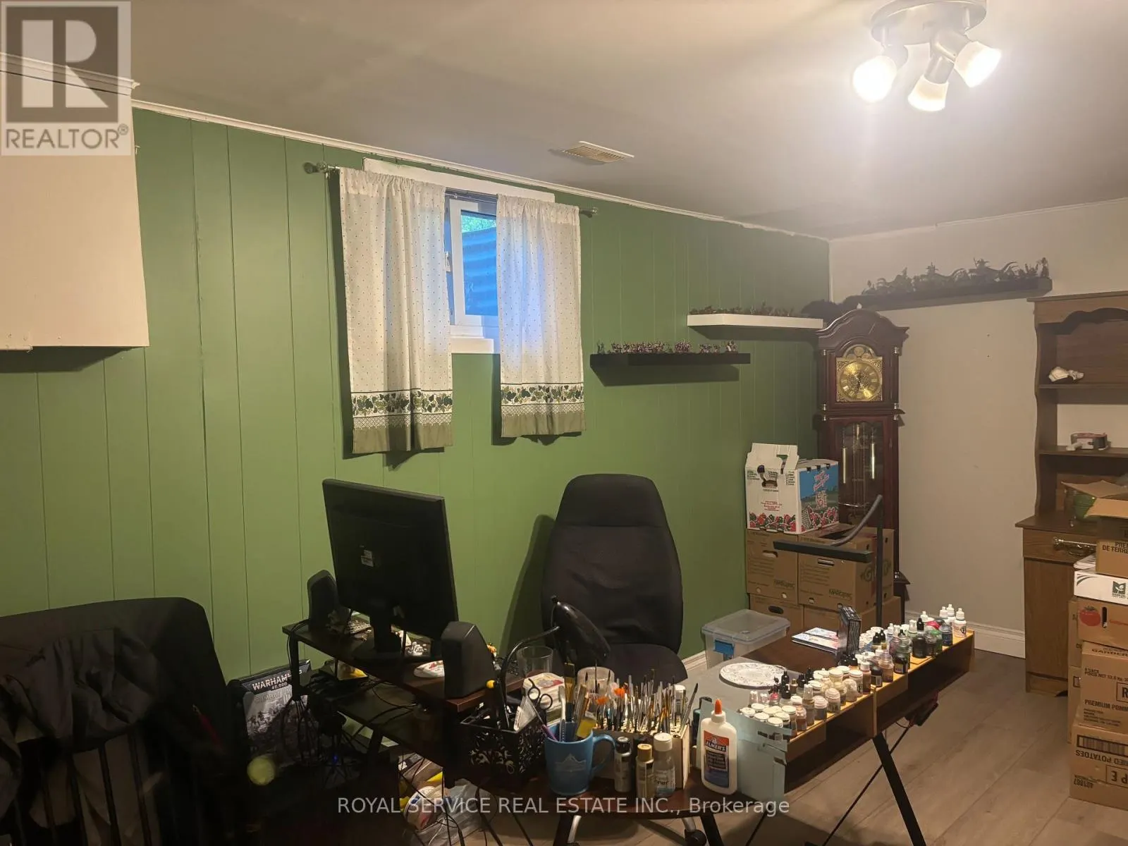 50 STREAMSIDE DRIVE