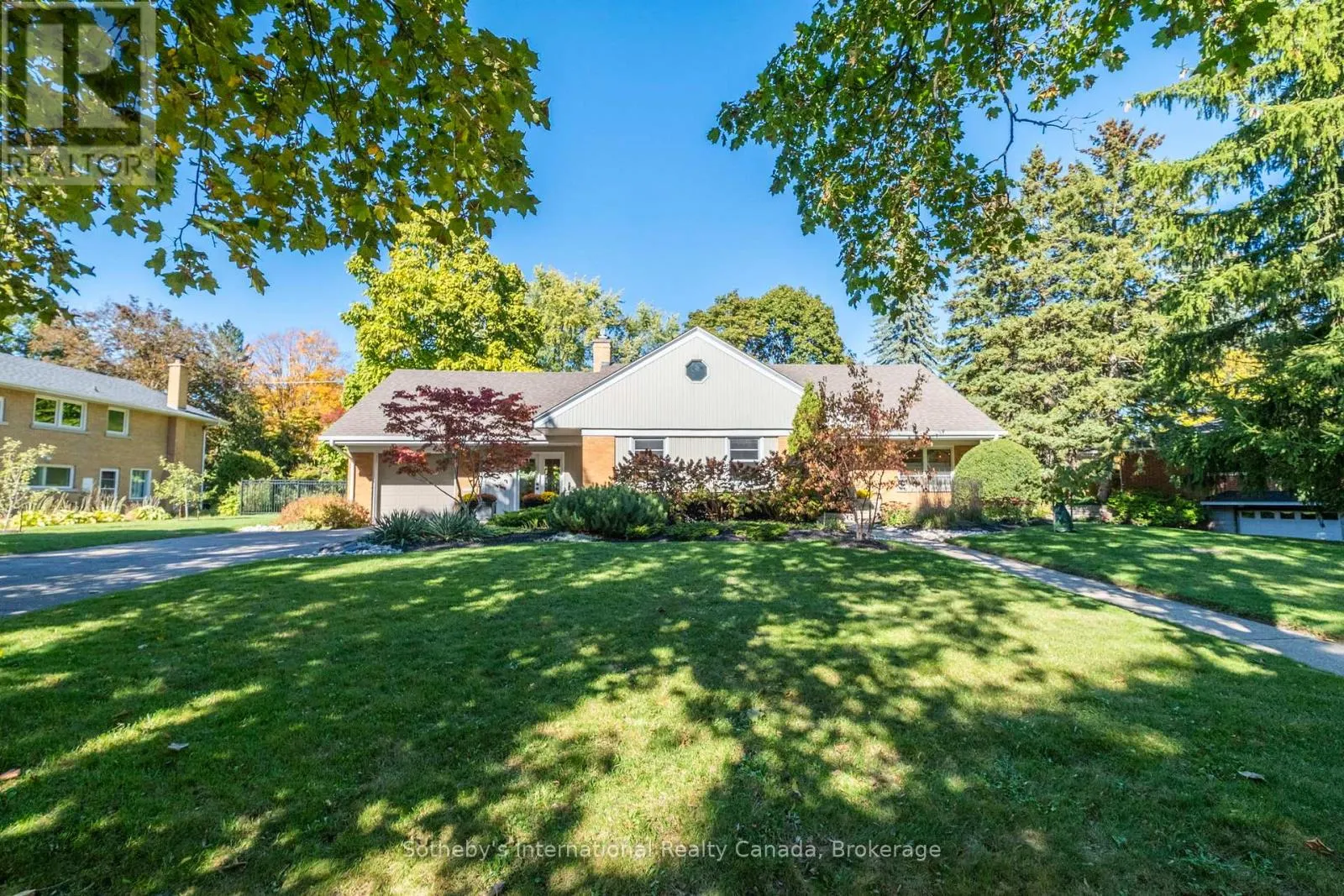 284 UNION BOULEVARD
