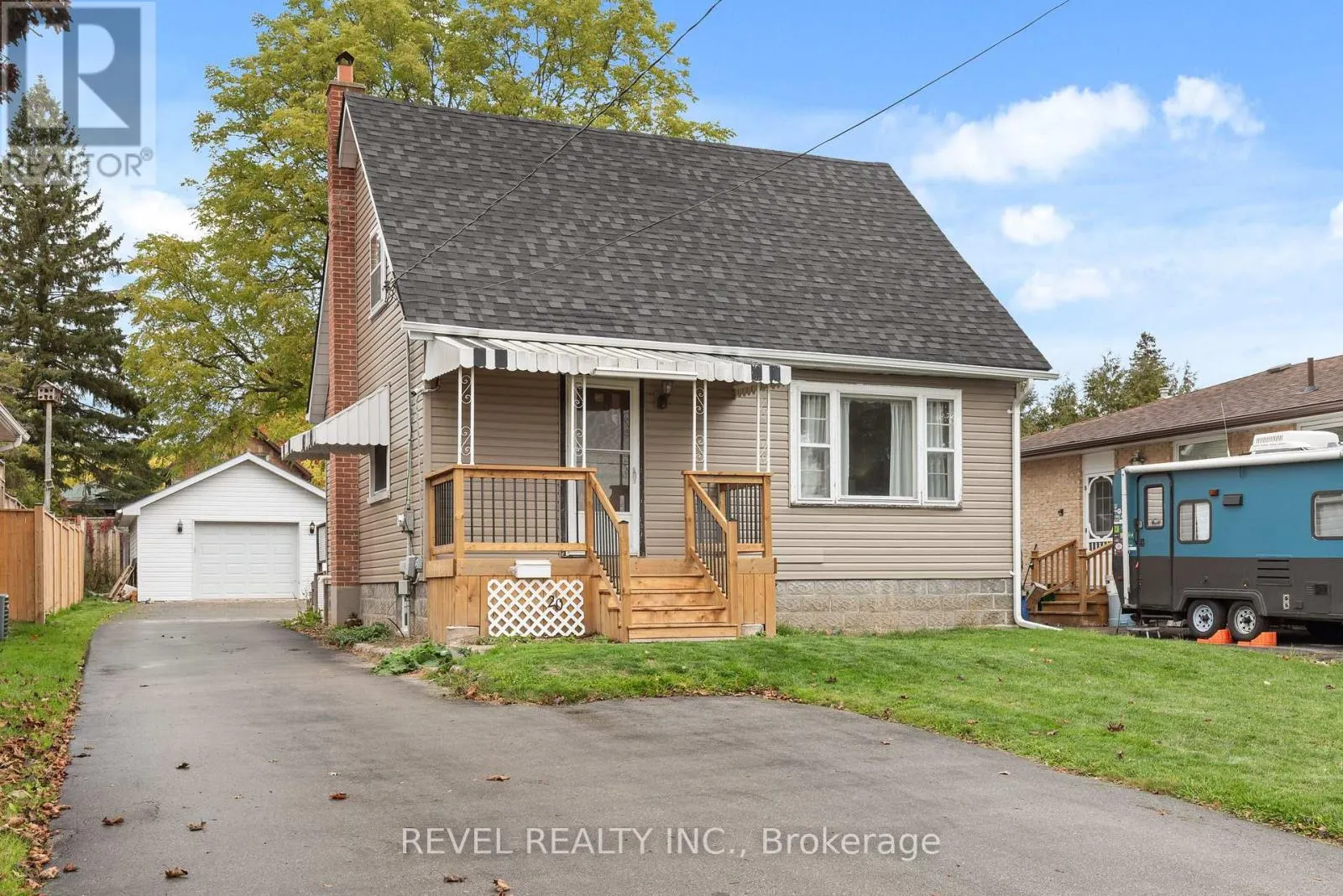 20 DIVISION STREET