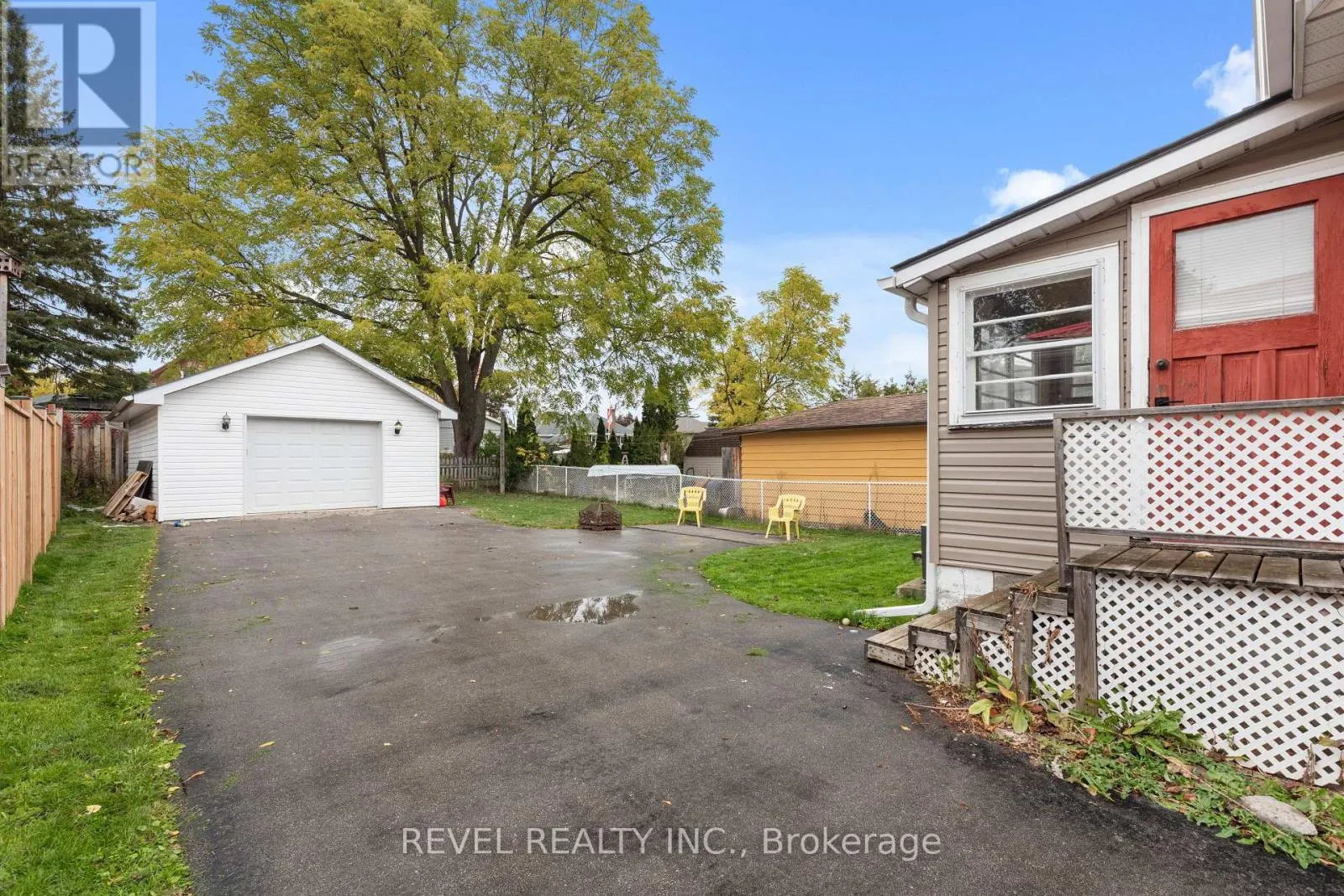 20 DIVISION STREET