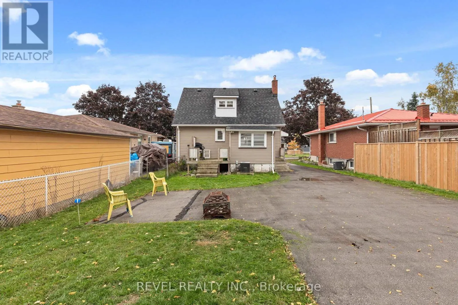 20 DIVISION STREET