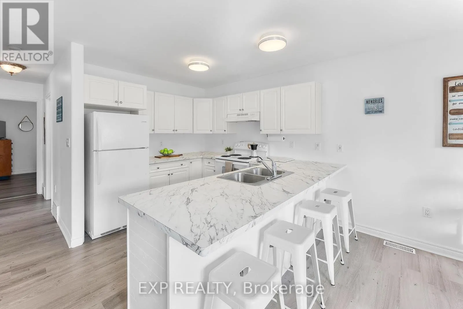 314 LINCOLN ROAD W