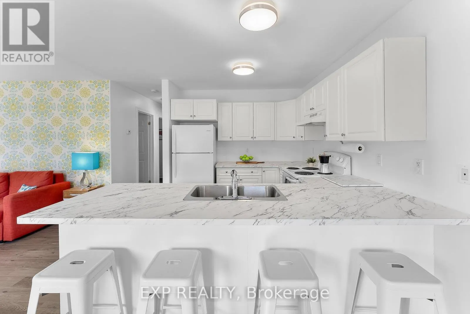 314 LINCOLN ROAD W