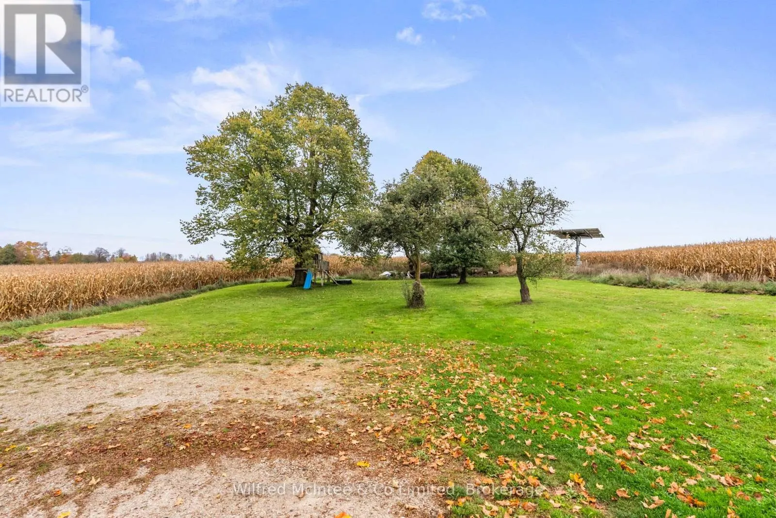 570 20 SIDE ROAD