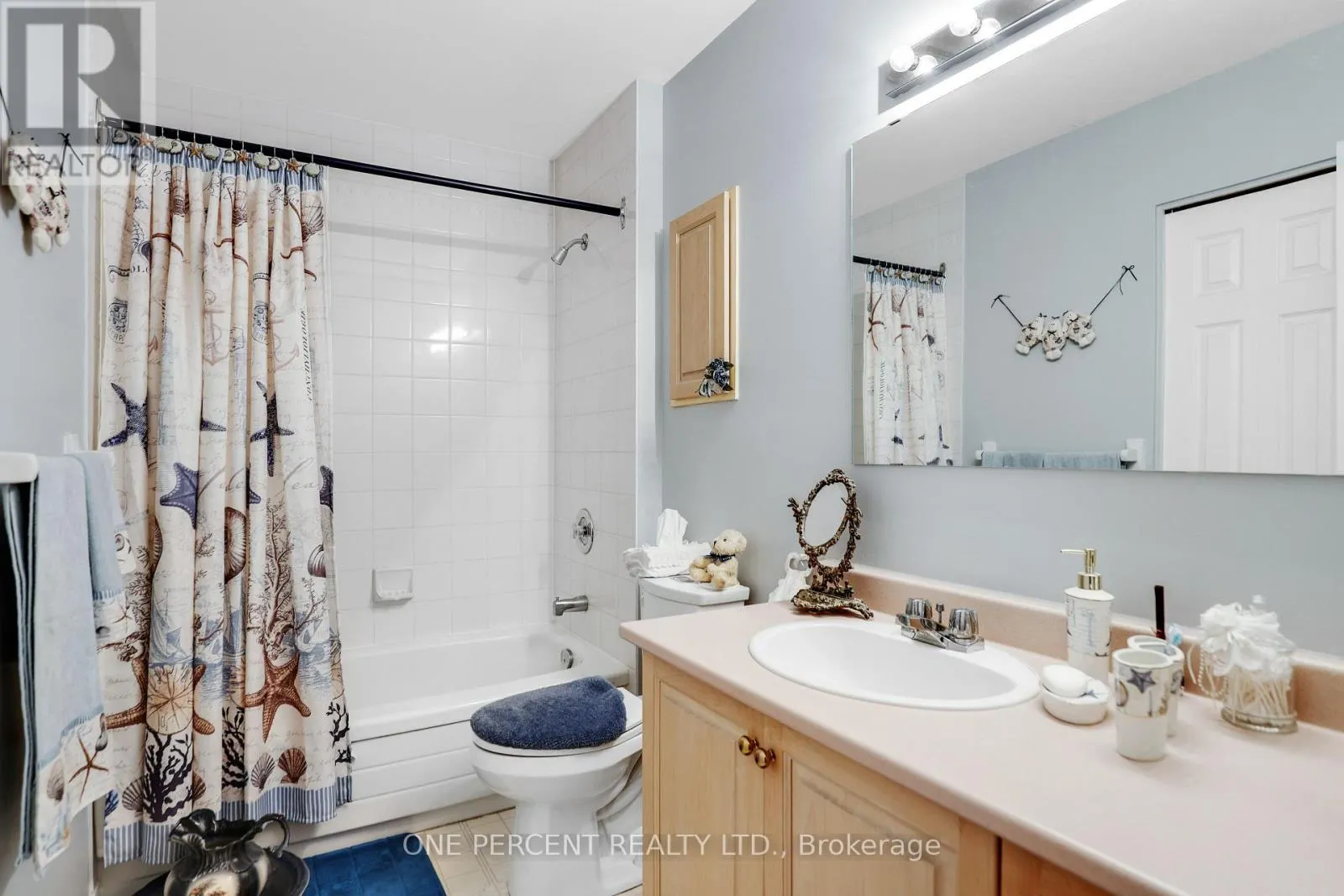 127 BRIDLEWOOD DRIVE