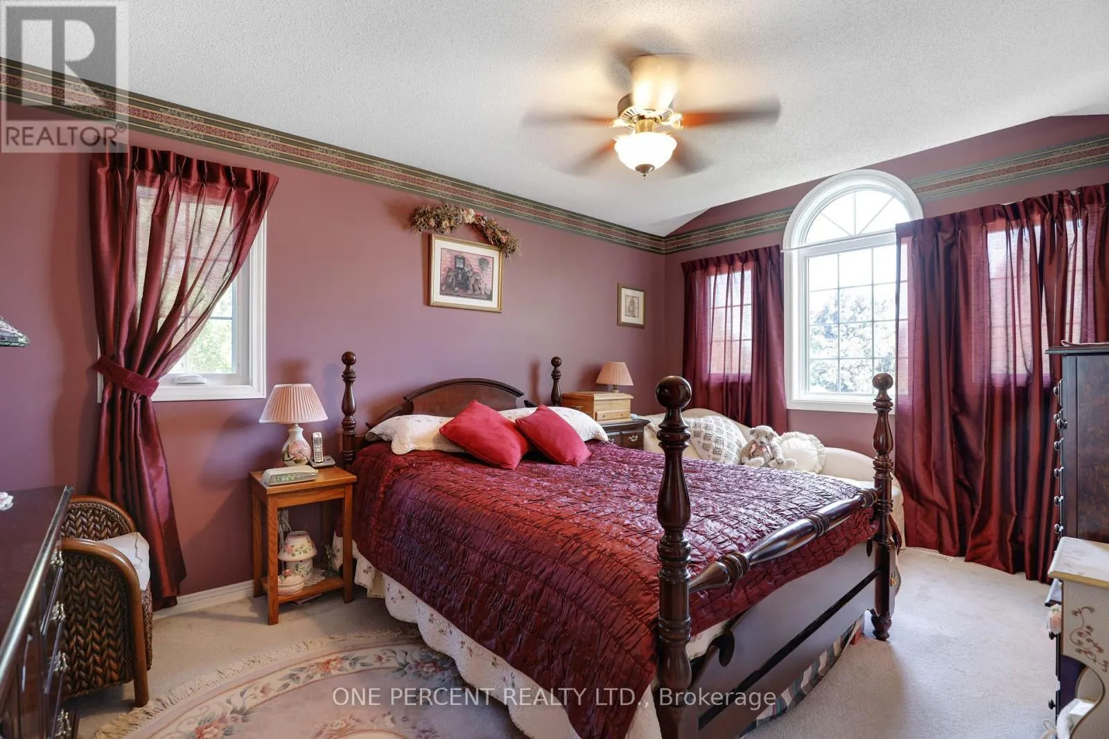127 BRIDLEWOOD DRIVE