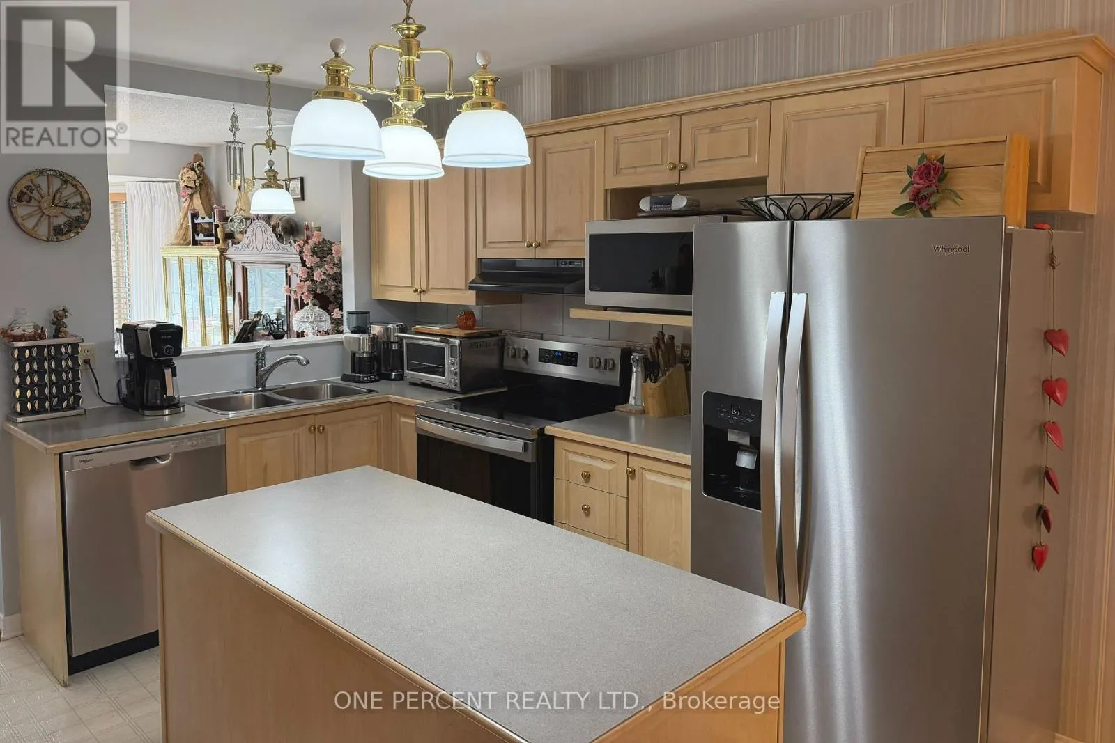 127 BRIDLEWOOD DRIVE