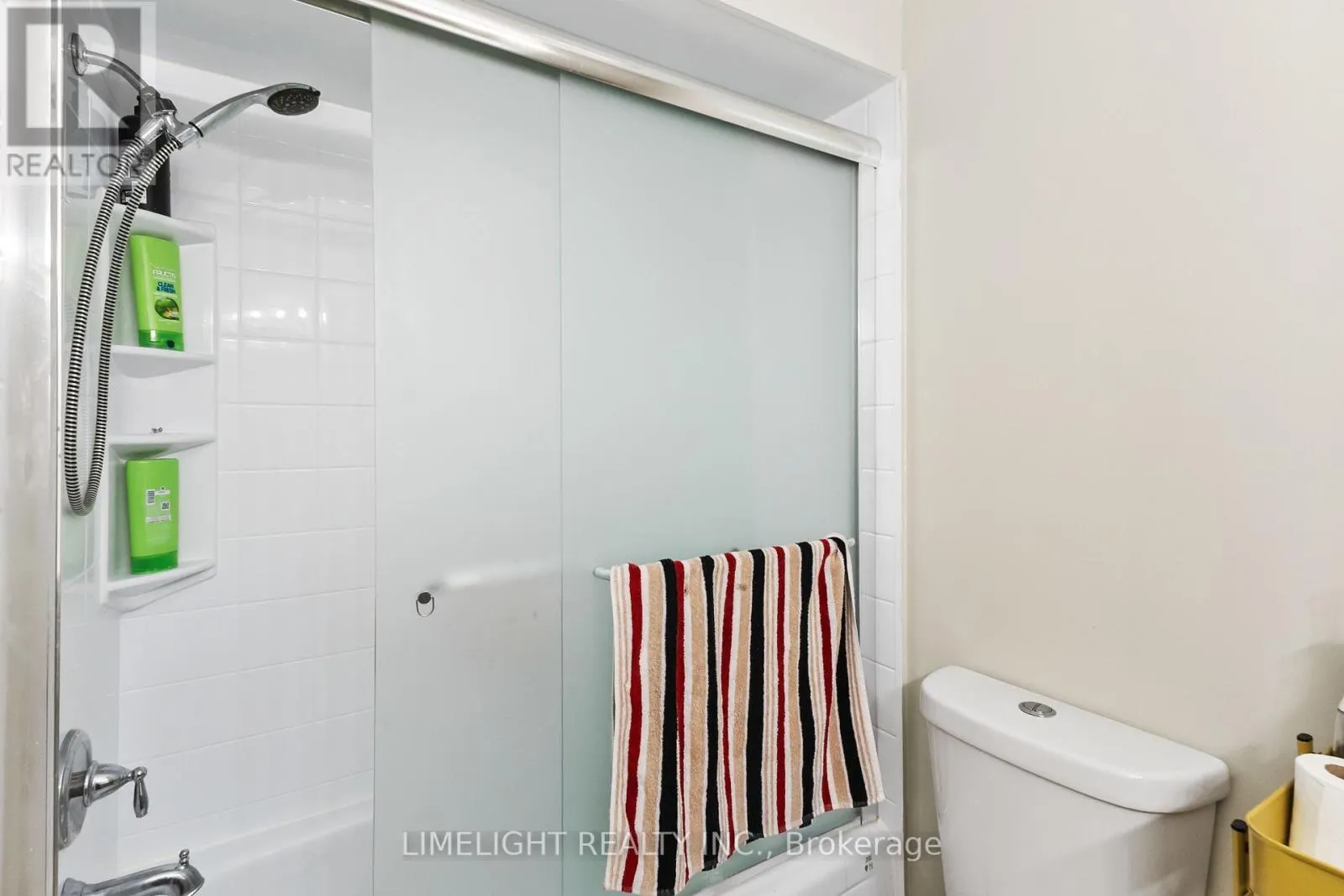 18 - 669 OSGOODE DRIVE, #18