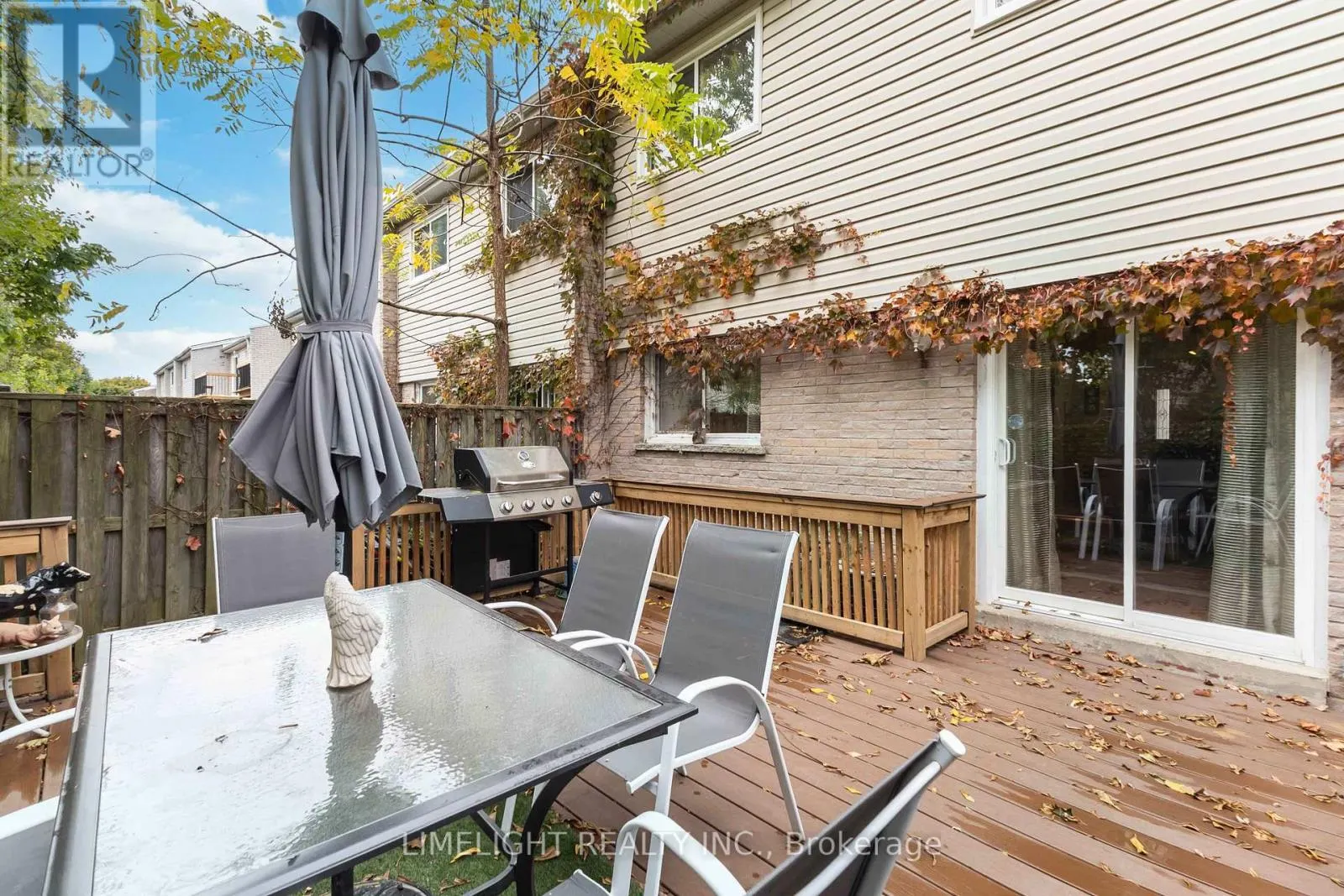 18 - 669 OSGOODE DRIVE, #18