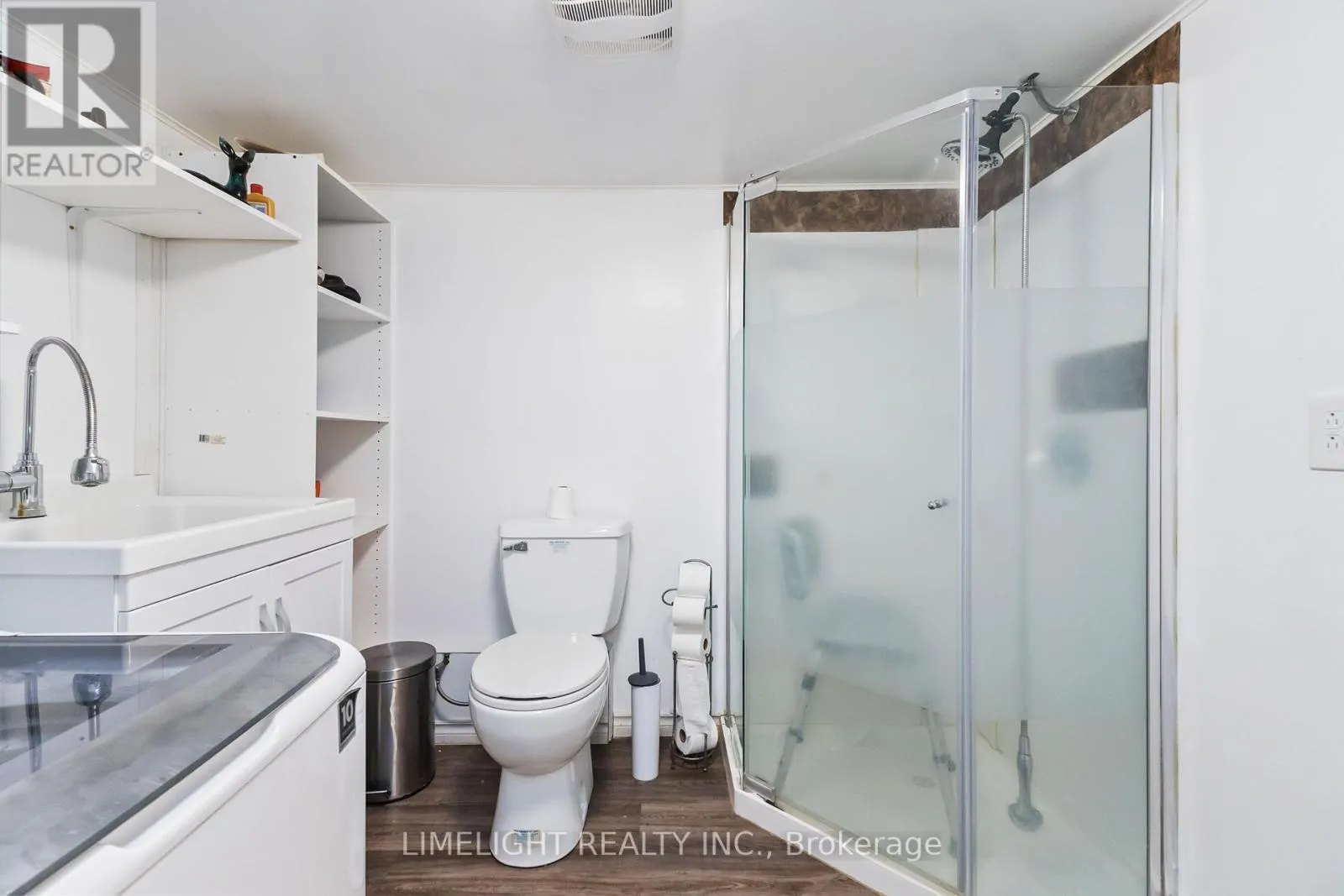 18 - 669 OSGOODE DRIVE, #18